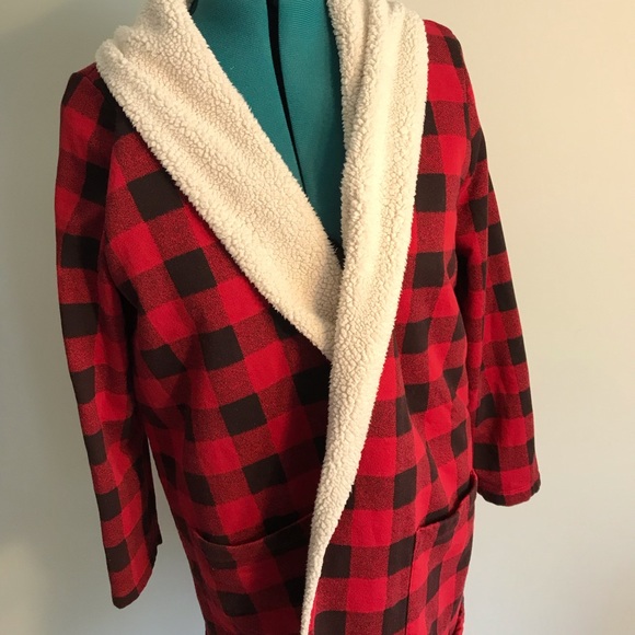 Eddie Bauer Other - Fleece robe